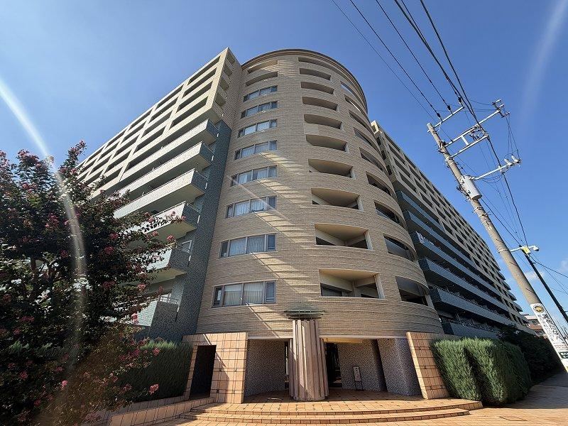 3LDK+S apartment in Ota Ward, Tokyo - Photo 1