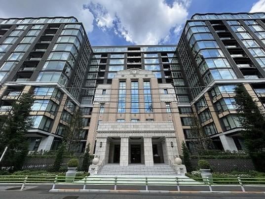 2LDK apartment in Minato Ward, Tokyo - Photo 1