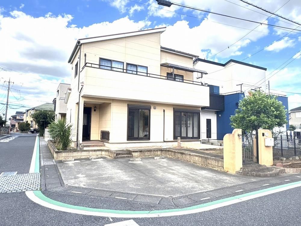 4LDK house in Kuki, Saitama - Photo 1