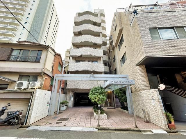 1LDK apartment in Bunkyo Ward, Tokyo - Photo 1