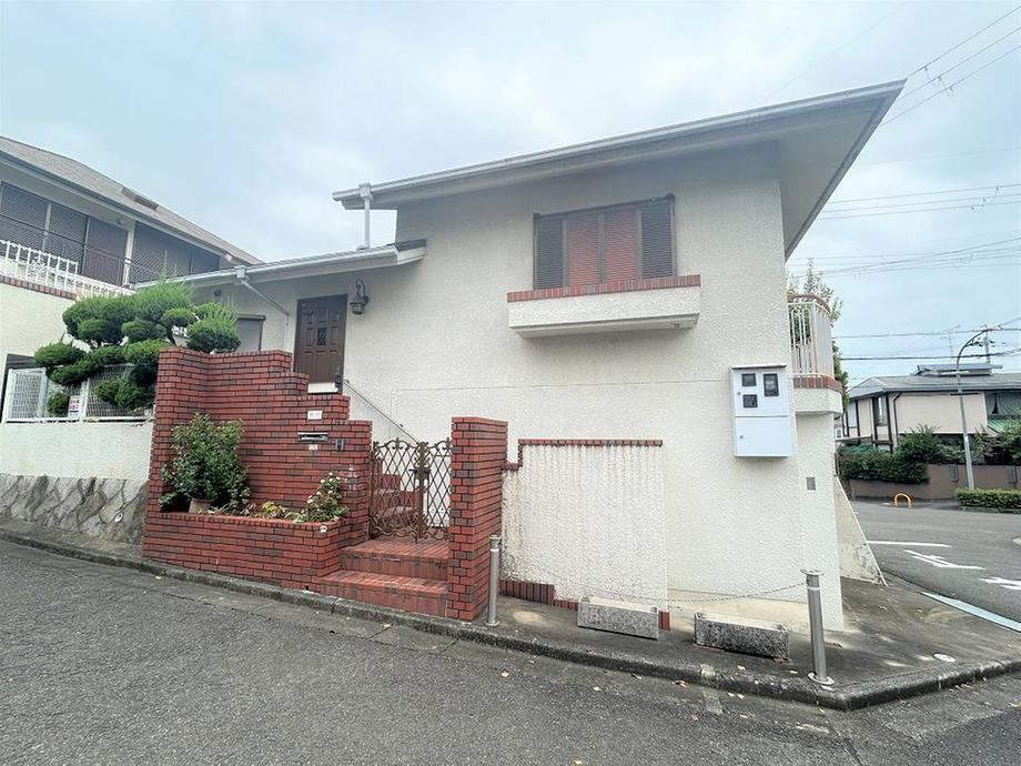 2LDK house in Takatsuki, Osaka - Photo 1