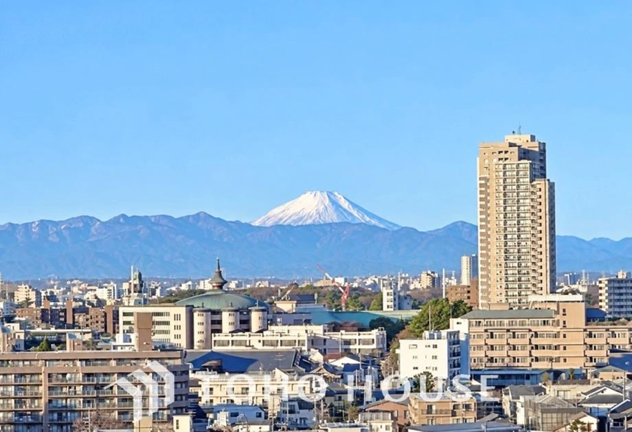 2LDK apartment in Nakano Ward, Tokyo - Photo 1