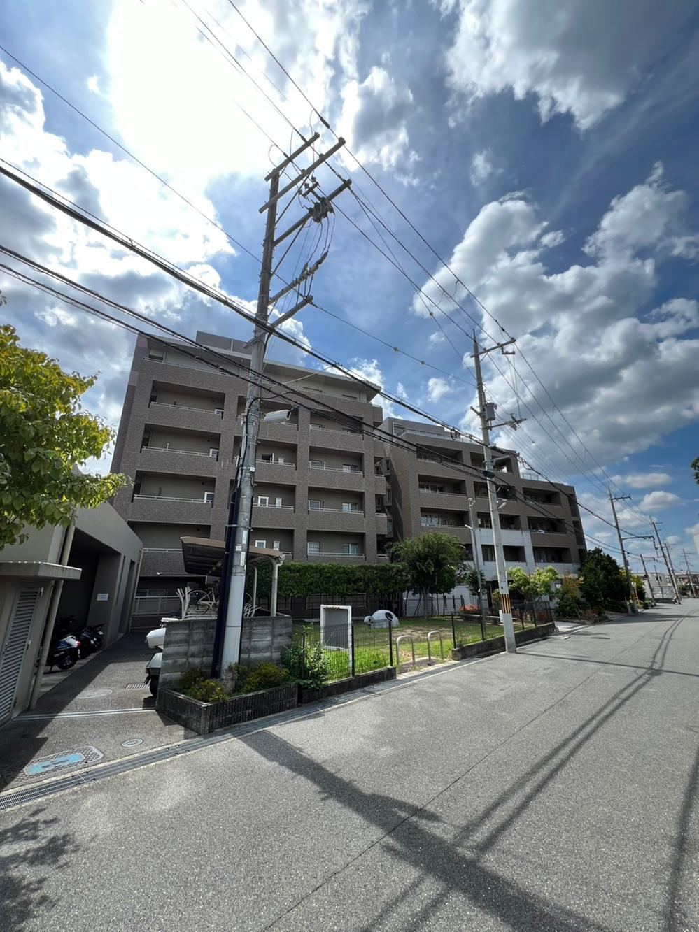 3LDK apartment in Habikino, Osaka - Photo 1