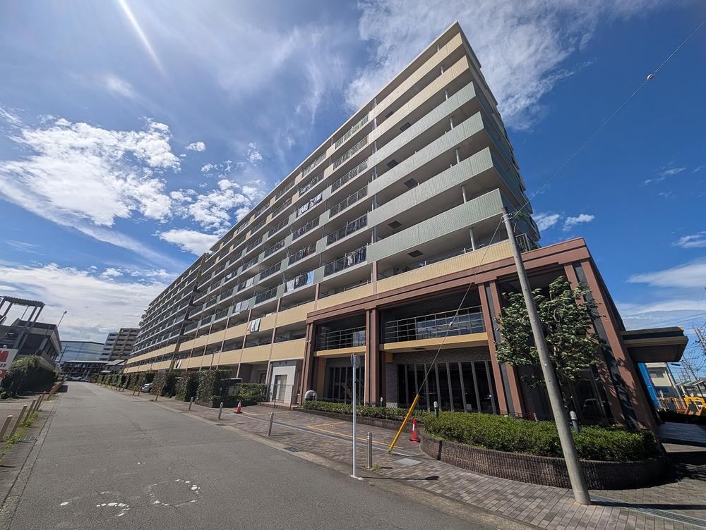 3LDK apartment in Midori Ward, Sagamihara, Kanagawa - Photo 1