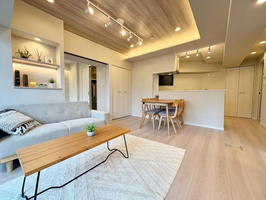 2LDK apartment in Kita Ward, Tokyo - Photo 1