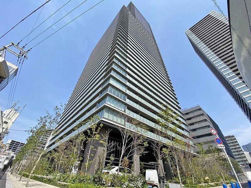 3LDK apartment in Kita Ward, Osaka - Photo 1