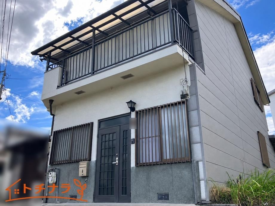 6LDK house in Ikoma, Nara - Photo 1