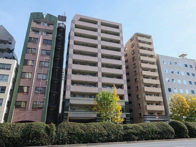 2LDK apartment in Bunkyo Ward, Tokyo - Photo 1