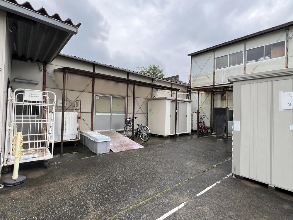 354 m² house in Ageo, Saitama - Photo 1