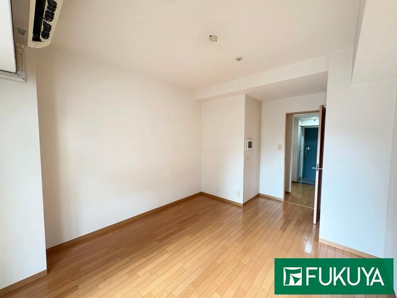 1K apartment in Chuo Ward, Osaka - Photo 1
