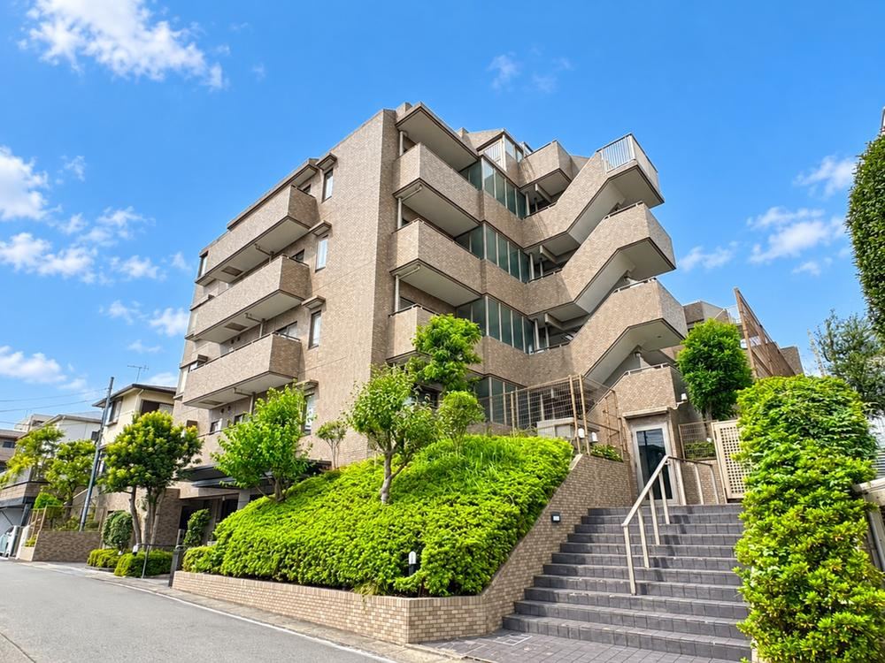 3LDK+S apartment in Miyamae Ward, Kawasaki, Kanagawa - Photo 1