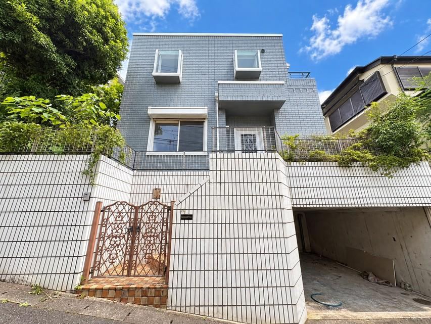 4LDK house in Kamakura, Kanagawa - Photo 1