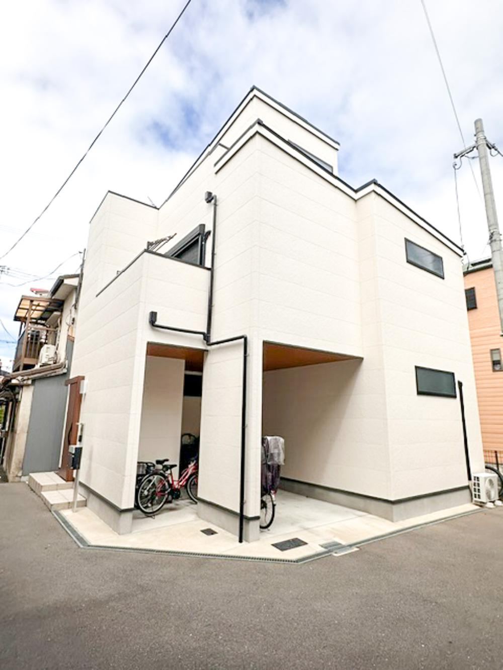 4LDK house in Ino Ward, Osaka - Photo 1
