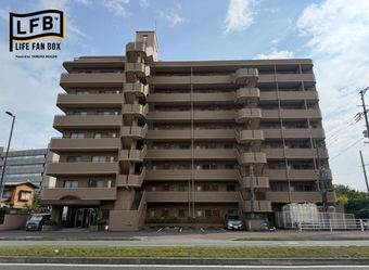 3LDK apartment in Nishi Ward