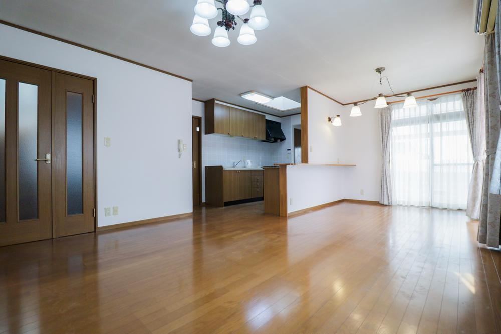 3LDK+S house in Higashi Ward, Hiroshima - Photo 1