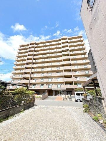 3LDK apartment in Gifu, Gifu - Photo 1