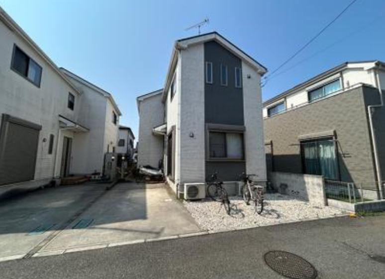 4LDK house in Iwatsuki Ward, Saitama - Photo 1
