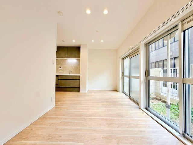 1LDK apartment in Shinagawa Ward, Tokyo - Photo 1