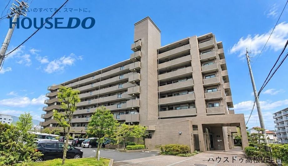 3LDK apartment in Takamatsu, Kagawa - Photo 1