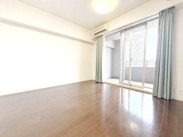 3LDK apartment in Sumida Ward, Tokyo - Photo 1