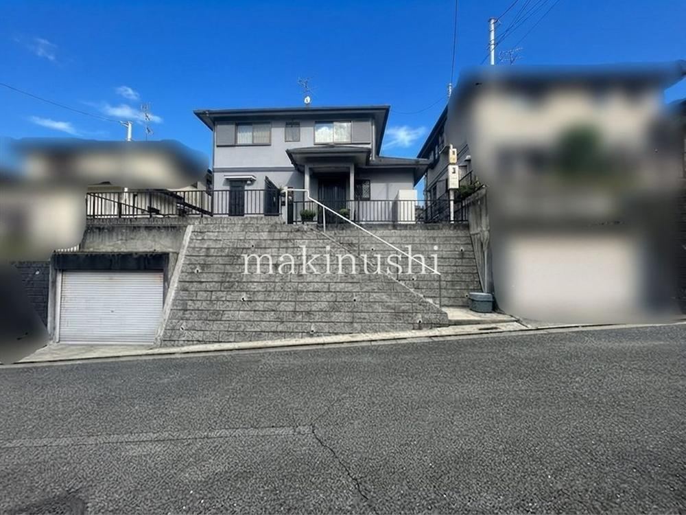 4LDK+S house in Kanan, Minamikawachi District, Osaka - Photo 1