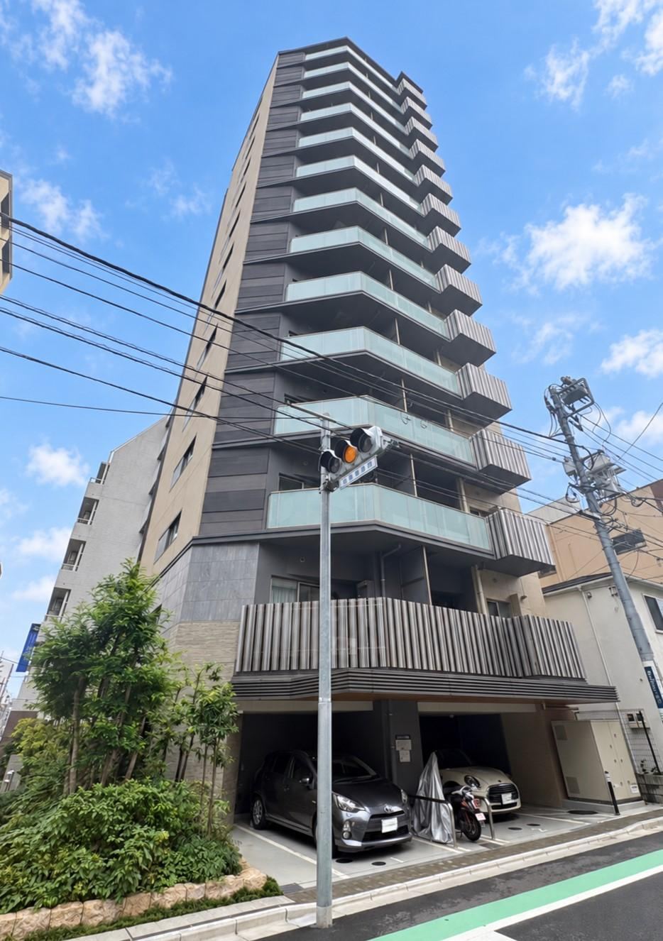 2LDK apartment in Taito Ward, Tokyo - Photo 1