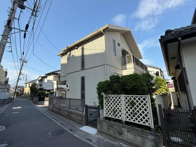 3LDK+S house in Iwatsuki Ward, Saitama - Photo 1
