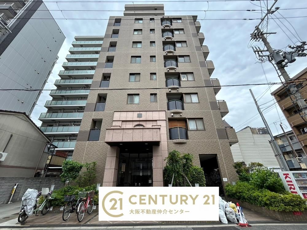 3LDK apartment in Minato Ward, Osaka - Photo 1