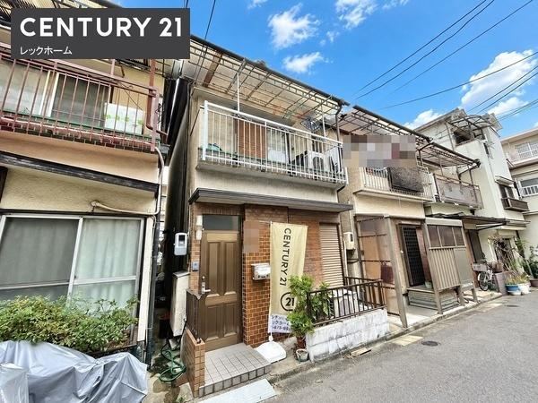 3DK house in Higashiosaka, Osaka - Photo 1