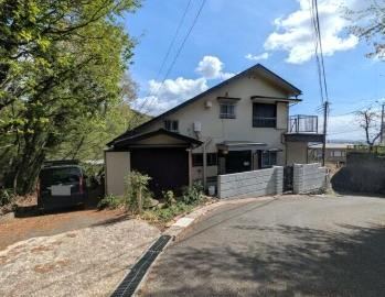 6LDK house in Hadano, Kanagawa - Photo 1