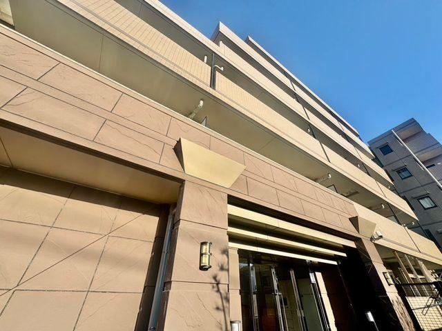 2LDK apartment in Adachi Ward, Tokyo - Photo 1
