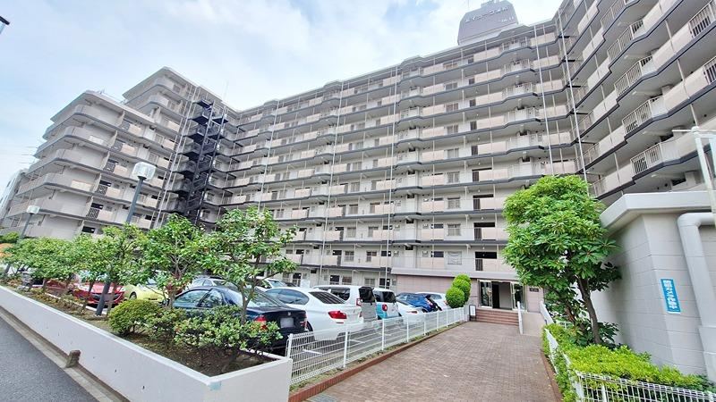 3DK apartment in Minami Ward, Saitama - Photo 1