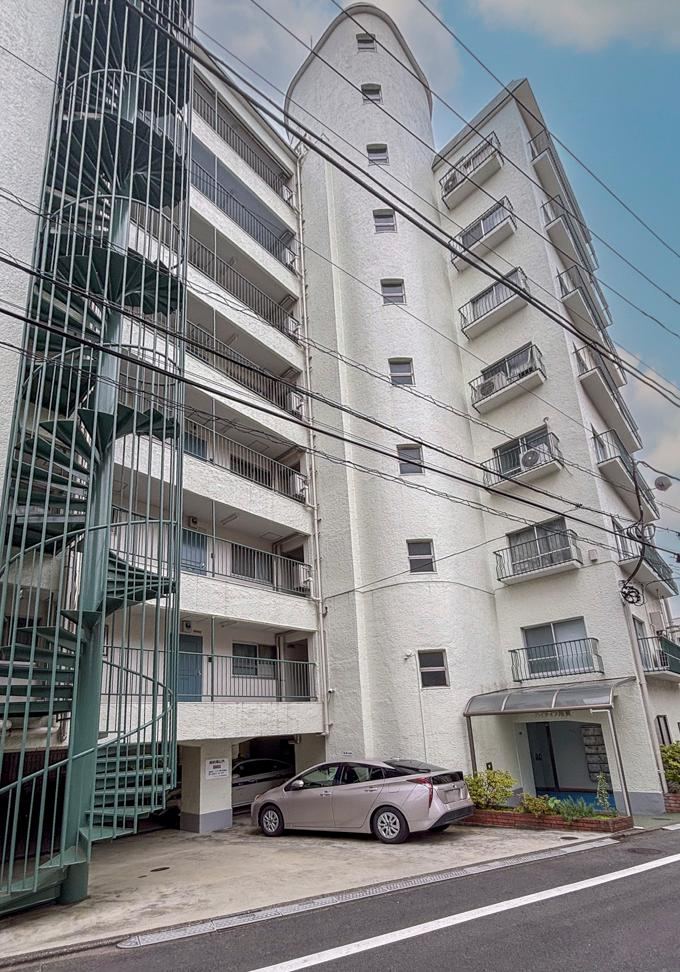 2DK apartment in Setagaya Ward, Tokyo - Photo 1