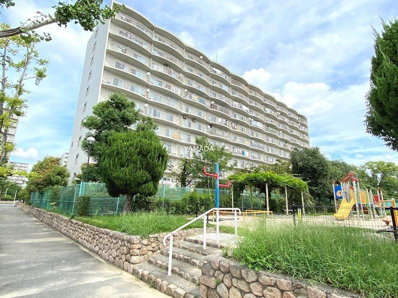 2LDK apartment in Ibaraki, Osaka - Photo 1