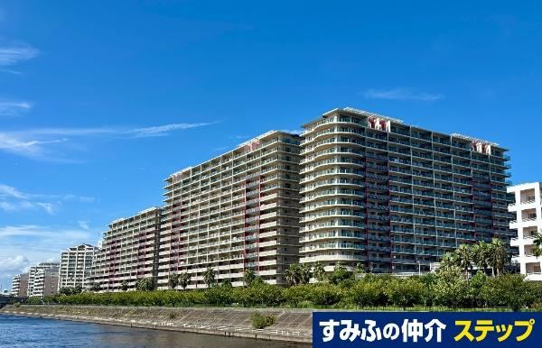4LDK apartment in Urayasu, Chiba - Photo 1
