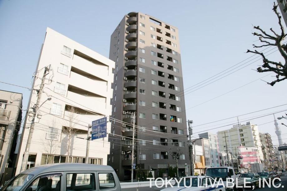 2LDK apartment in Arakawa Ward, Tokyo - Photo 1