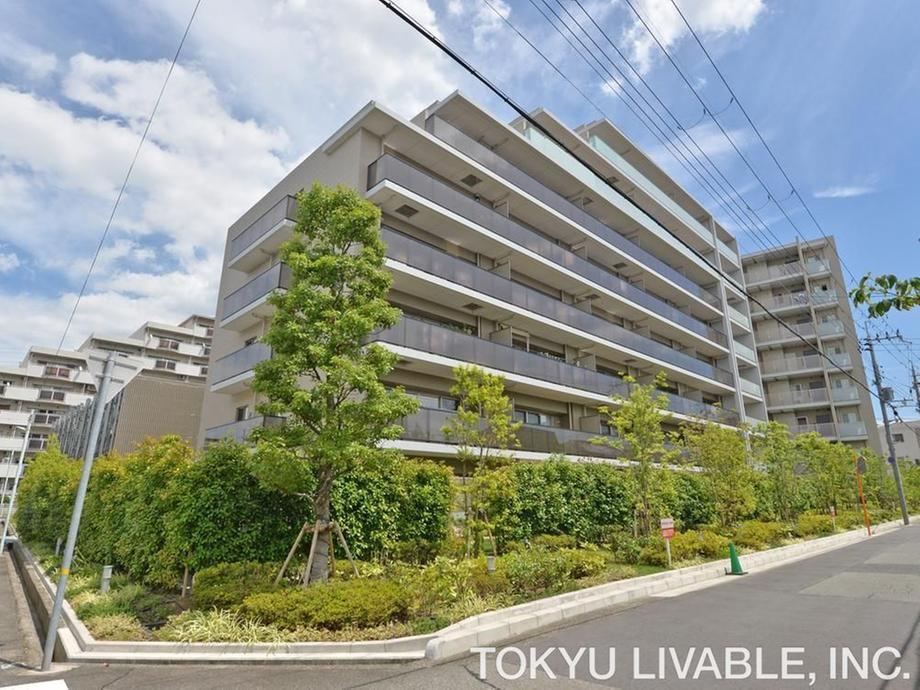 3LDK apartment in Amagasaki, Hyogo - Photo 1