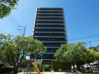 3LDK apartment in Aki Ward