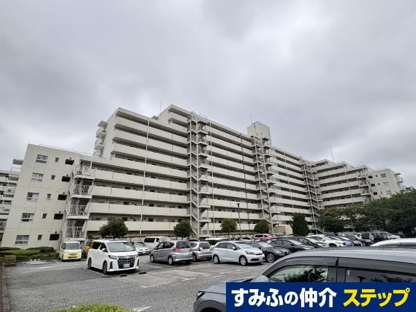 3LDK apartment in Warabi, Saitama - Photo 1