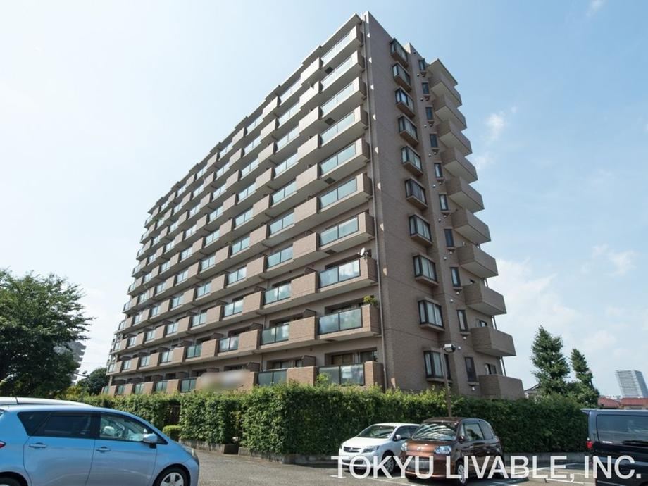 3LDK apartment in Koganei, Tokyo - Photo 1