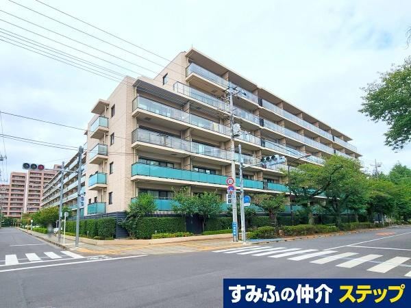 2LDK+S apartment in Kunitachi, Tokyo - Photo 1