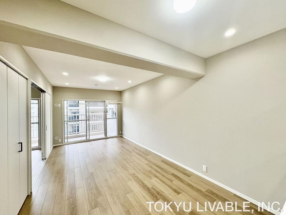 3LDK apartment in Suma Ward, Kobe, Hyogo - Photo 1