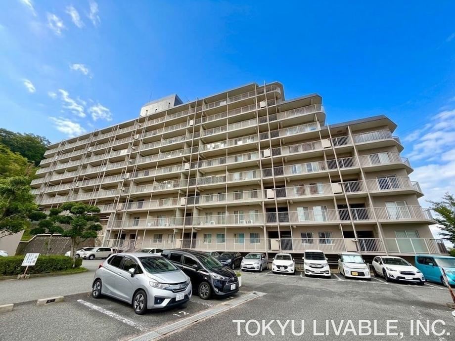 3LDK apartment in Kita Ward, Kobe, Hyogo - Photo 1