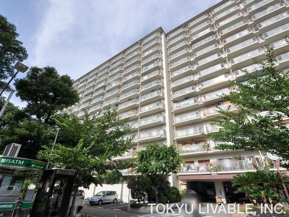 2LDK apartment in Kita Ward, Osaka - Photo 1