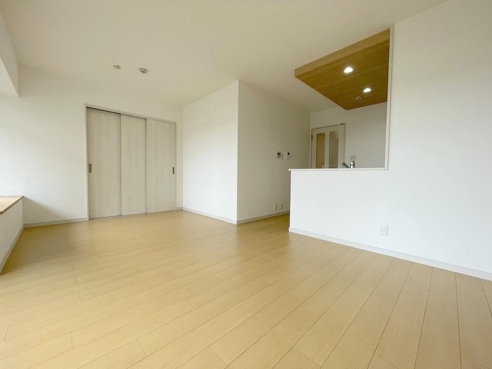2LDK apartment in Nishiyodogawa Ward, Osaka - Photo 1