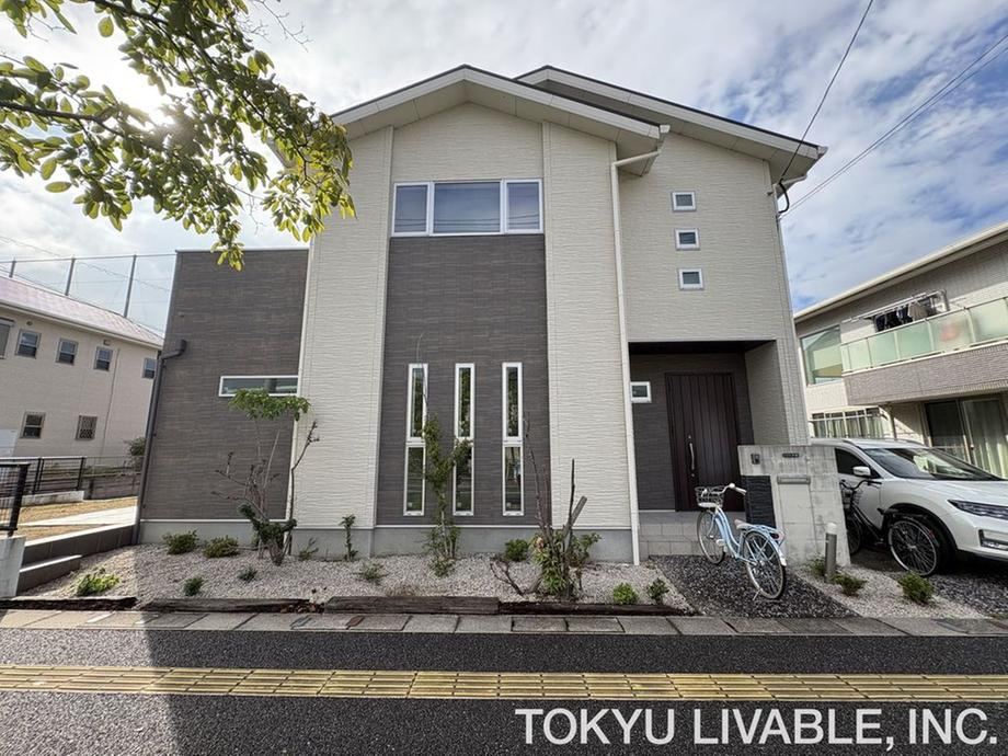 4LDK house in Nishi Ward, Fukuoka - Photo 1