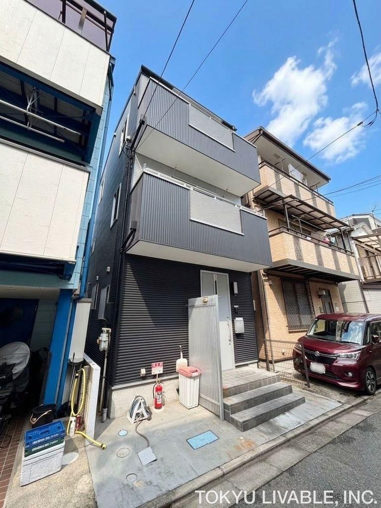 2LDK+S house in Koto Ward, Tokyo - Photo 1