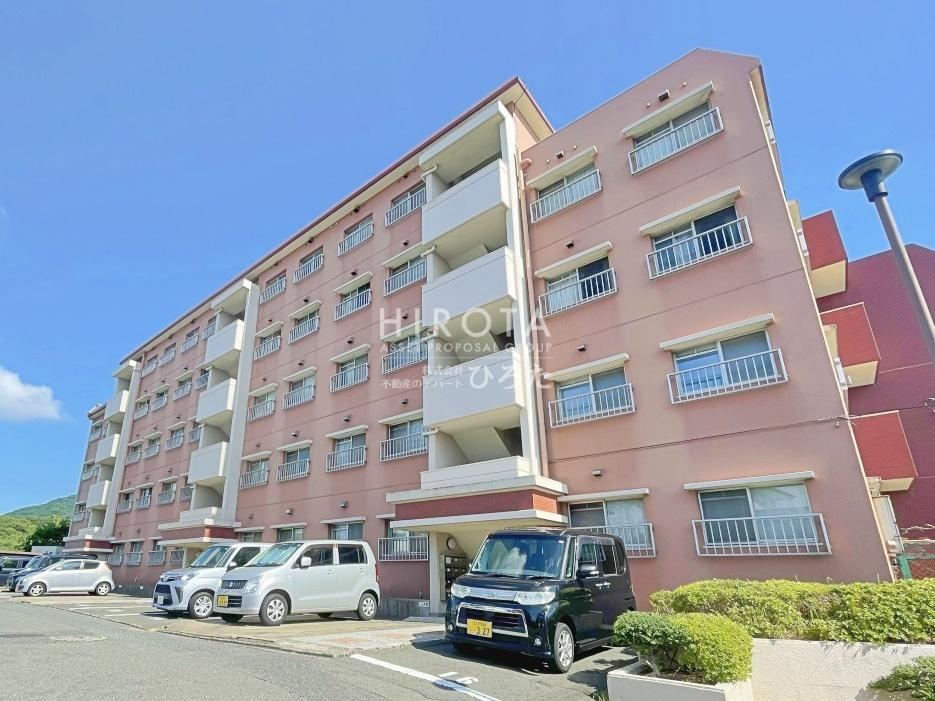 2LDK apartment in Yahatanishi Ward, Kitakyushu, Fukuoka - Photo 1