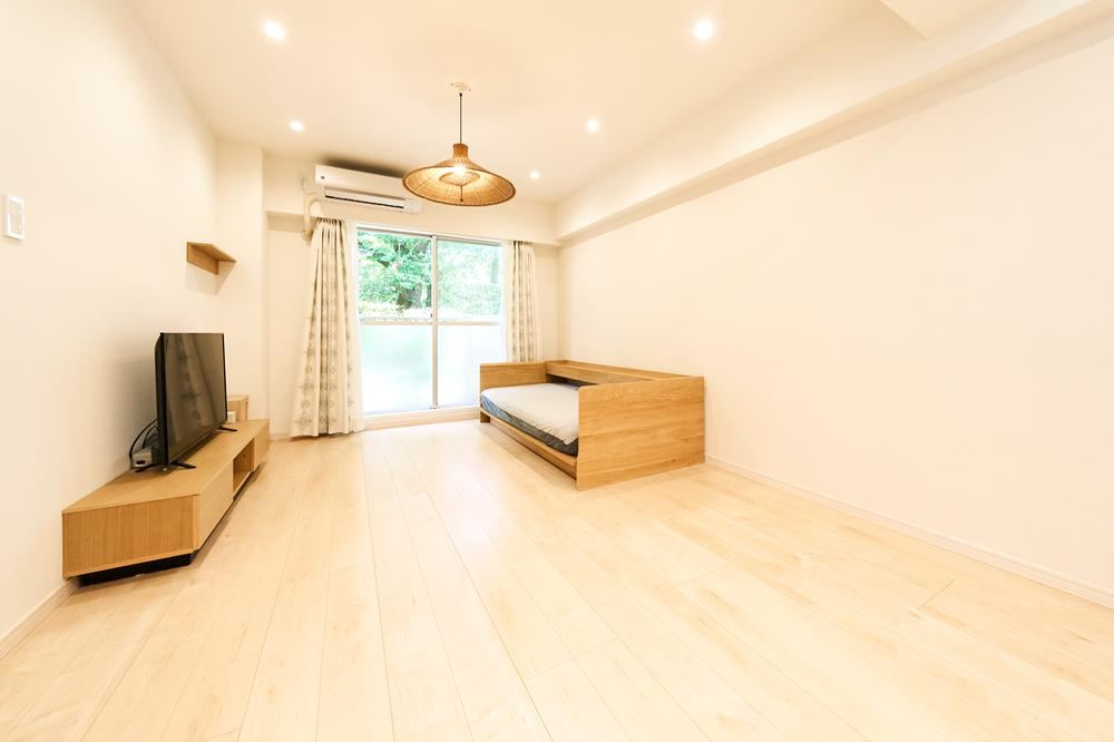 3LDK apartment in Meguro Ward, Tokyo - Photo 1