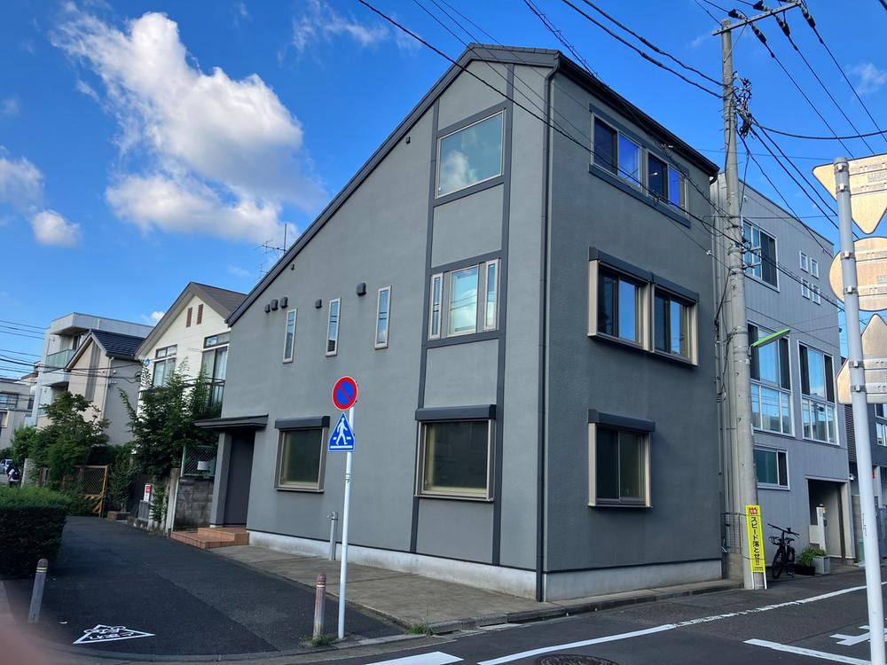 4LDK+3S house in Setagaya Ward, Tokyo - Photo 1